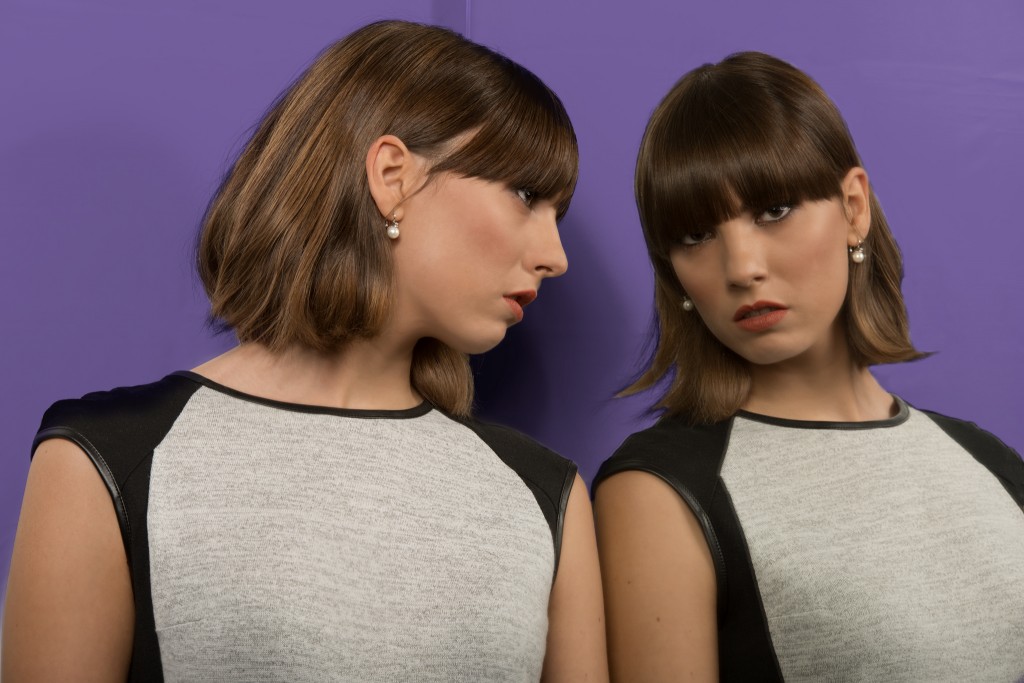 Giulia Capelli lisci e lucenti in versione glam.