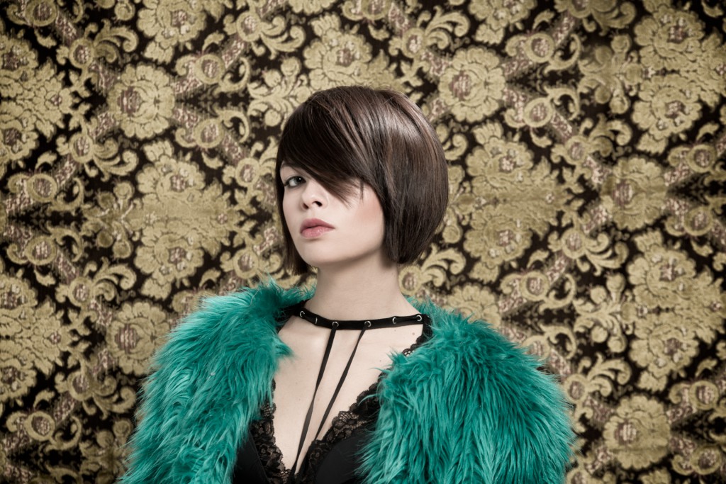 GRUNGE LIKE HER Versione rivista e corretta del famosissimo "long bob". Qui proposto con frangettone laterale scalato